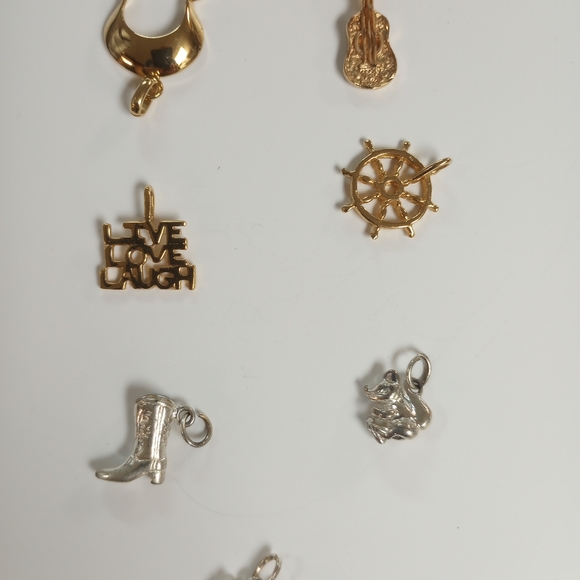 Bracelet charms (3) & 3 pendants & 1 bail (7 pieces) - Picture 2 of 16